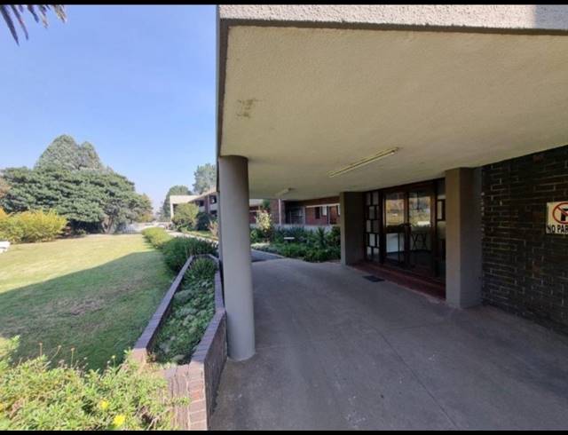 2 BEDROOM APARTMENT BLOCK FOR SALE IN THREE RIVERS PROPER